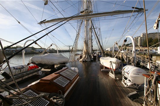 Belem 9 spardek g